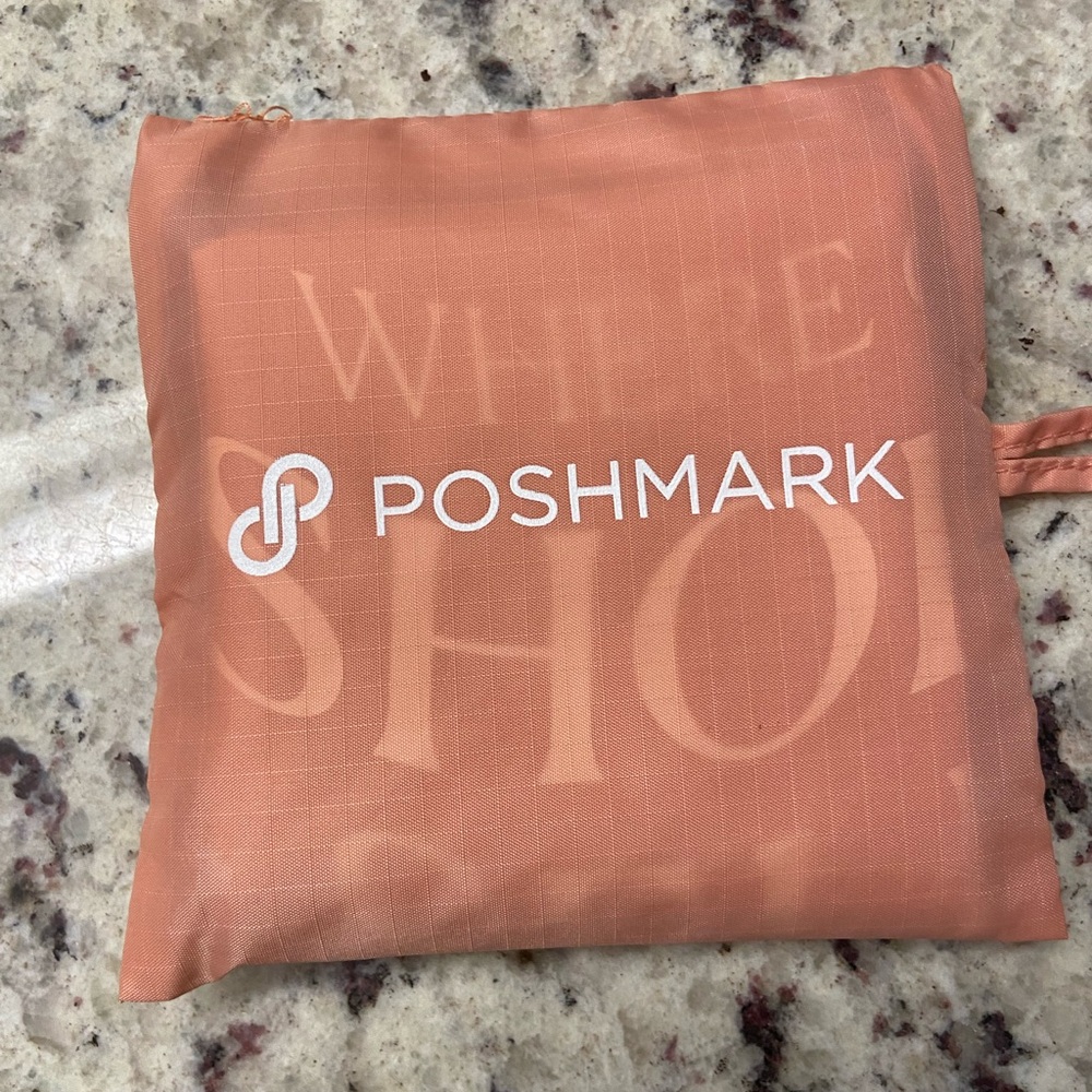 Baguu + Poshmark Pink Shopping Tote Bag - Picture 2 of 4